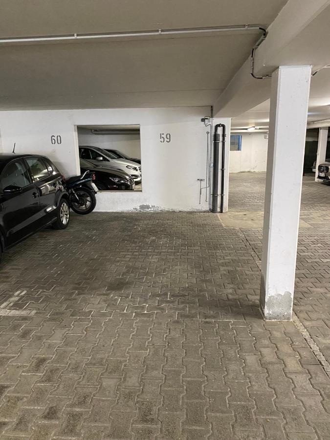 3 Zimmer Apartment In S-Bahn Naehe, 76 Qm, Max 5 Pers, 30Qm Dachterasse, Garage, Internet 1000 Mbit Gärtringen Exteriör bild
